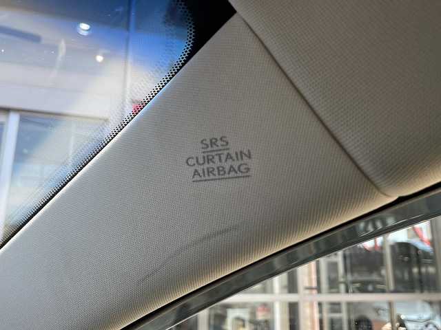 レクサス ＮＸ 300 Iパッケージ 静岡県 2018(平30)年 7.9万km ソニッククォーツ 純正メモリナビ/・CD/・DVD/・フルセグTV/・Bluetooth/・AM/・FM/主要装備/・サンルーフ/・衝突軽減/・ACC/・ブラインドスポットモニター/・バックカメラ/・パワーバックドア/・前方ドラレコ/・シートヒーター/・ステアリングヒーター/・LEDヘッドライト/・オートライト/・オートハイビーム/・純正フロアマット