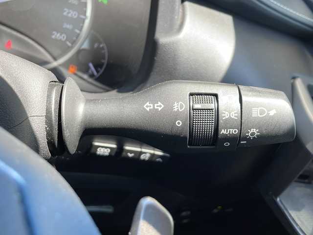 レクサス ＮＸ 300 Iパッケージ 静岡県 2018(平30)年 7.9万km ソニッククォーツ 純正メモリナビ/・CD/・DVD/・フルセグTV/・Bluetooth/・AM/・FM/主要装備/・サンルーフ/・衝突軽減/・ACC/・ブラインドスポットモニター/・バックカメラ/・パワーバックドア/・前方ドラレコ/・シートヒーター/・ステアリングヒーター/・LEDヘッドライト/・オートライト/・オートハイビーム/・純正フロアマット