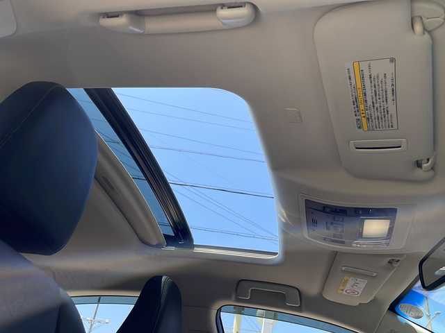 レクサス ＮＸ 300 Iパッケージ 静岡県 2018(平30)年 7.9万km ソニッククォーツ 純正メモリナビ/・CD/・DVD/・フルセグTV/・Bluetooth/・AM/・FM/主要装備/・サンルーフ/・衝突軽減/・ACC/・ブラインドスポットモニター/・バックカメラ/・パワーバックドア/・前方ドラレコ/・シートヒーター/・ステアリングヒーター/・LEDヘッドライト/・オートライト/・オートハイビーム/・純正フロアマット