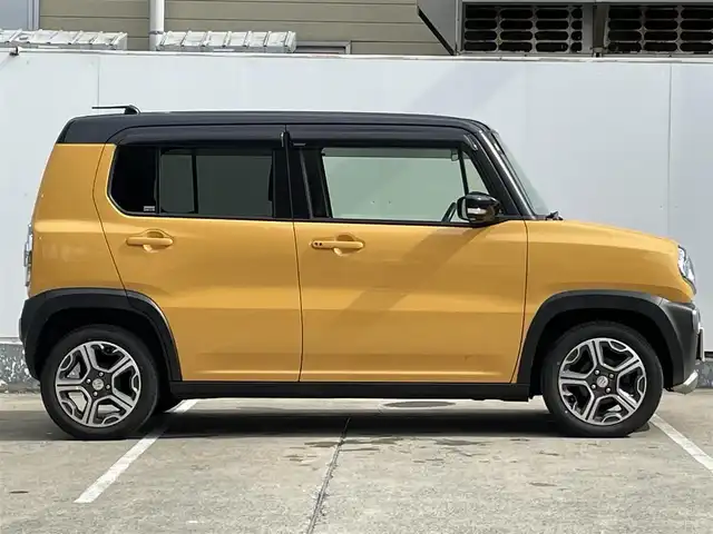スズキ ハスラー X ターボ 青森県 2018(平30)年 3.7万km アクティブイエロー/ブラック2トーンルーフ 4WD/ターボ/全方位モニター/フォグランプ/社外メモリナビ/社外フルセグTV/AM/FM/CD/DVD/USB/BT/純正AW/純正フロアマット/社外ドライブレコーダー/ETC2.0/シートヒーター/ベンチシート/レーンキープアシスト/オートライト/アイドリングストップ/横滑り防止機能装置/ダウンヒルアシストコントロール/プリクラッシュ/盗難防止機能装置/冬タイヤ積み込み有/保証書/取扱説明書