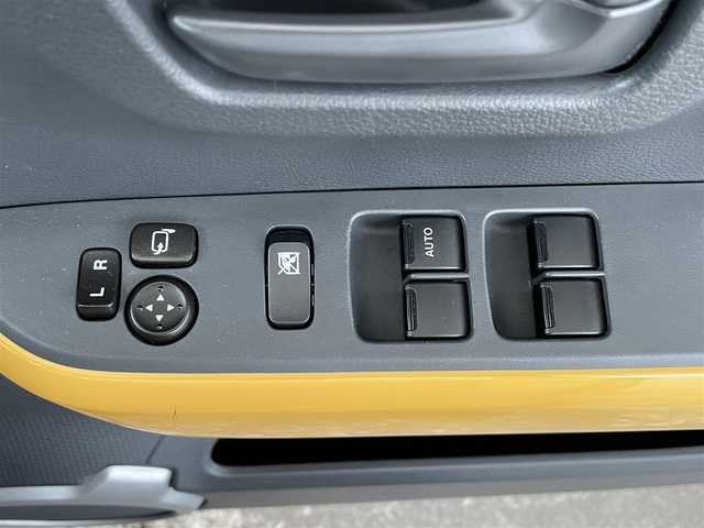 スズキ ハスラー X ターボ 青森県 2018(平30)年 3.7万km アクティブイエロー/ブラック2トーンルーフ 4WD/ターボ/全方位モニター/フォグランプ/社外メモリナビ/社外フルセグTV/AM/FM/CD/DVD/USB/BT/純正AW/純正フロアマット/社外ドライブレコーダー/ETC2.0/シートヒーター/ベンチシート/レーンキープアシスト/オートライト/アイドリングストップ/横滑り防止機能装置/ダウンヒルアシストコントロール/プリクラッシュ/盗難防止機能装置/冬タイヤ積み込み有/保証書/取扱説明書
