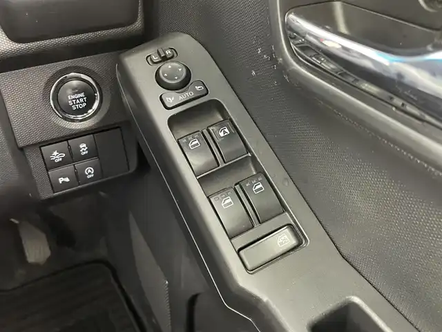 ダイハツ タフト G ターボ クロムベンチャー 大分県 2021(令3)年 3.1万km レイクブルーメタリック 純正ナビ/TV/Bluetooth/ガラスルーフ/レーダークルーズ/プッシュスタート/シートヒーター/電動パーキングブレーキ/バックカメラ/LEDヘッドライト/ドライブレーコーダー/フロアマット/ドアバイザー/社外AW