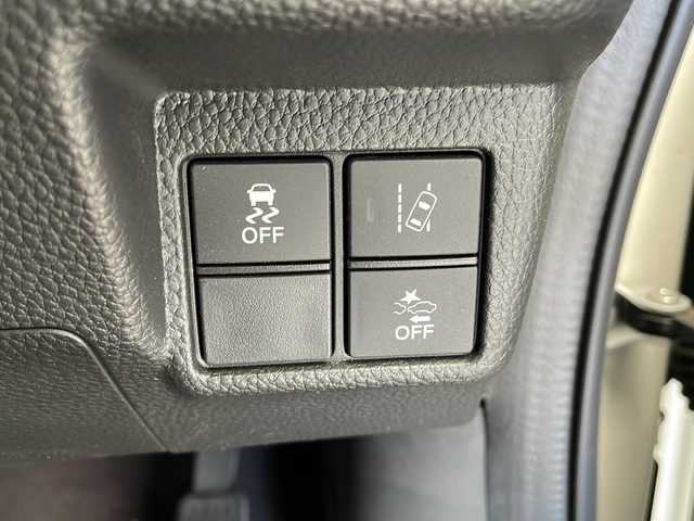 ホンダ Ｎ ＢＯＸ カスタム G L ホンダセンシング 愛知県 2020(令2)年 5.1万km プラチナホワイトパール 衝突軽減システム/純正8型ナビ/パワースライドドア/レーダークルーズコントロール/フルセグ/CD DVD/Bluetooth/バックカメラ/コーナーセンサー/純正アルミホイール/LEDヘッドライト/オートマチックハイビーム/ドライブレコーダー/ETC/ステアリングスイッチ/スマートキー/プッシュスタート