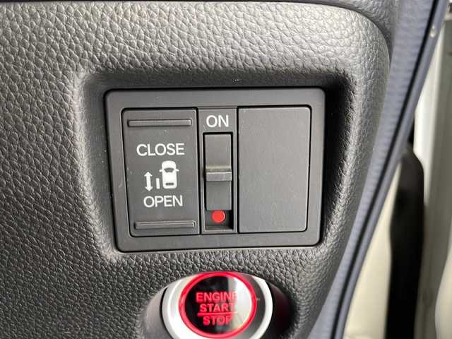 ホンダ Ｎ ＢＯＸ カスタム G L ホンダセンシング 愛知県 2020(令2)年 5.1万km プラチナホワイトパール 衝突軽減システム/純正8型ナビ/パワースライドドア/レーダークルーズコントロール/フルセグ/CD DVD/Bluetooth/バックカメラ/コーナーセンサー/純正アルミホイール/LEDヘッドライト/オートマチックハイビーム/ドライブレコーダー/ETC/ステアリングスイッチ/スマートキー/プッシュスタート