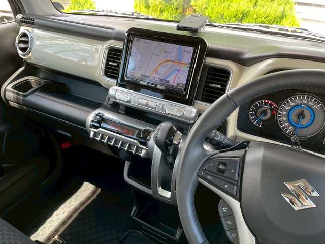 スズキ クロスビー HYBRID MZ 岩手県 2018(平30)年 4.1万km スーパーブラックパール 社外ナビ/全周囲カメラ/ETC/前後ドラレコ/後席モニター/前席シートヒーター/アイドリングストップ/スズキセーフティーサポート/クルーズコントロール/プッシュスタート/オートライト/オートエアコン/純正アルミホイール/純正フロアマット
