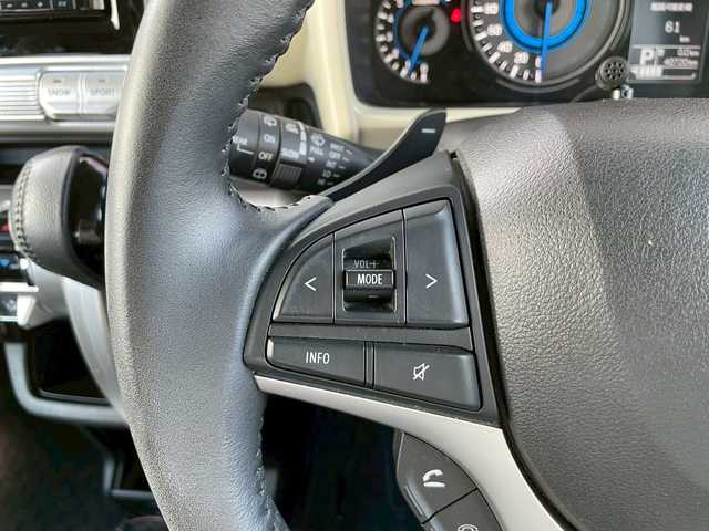 スズキ クロスビー HYBRID MZ 岩手県 2018(平30)年 4.1万km スーパーブラックパール 社外ナビ/全周囲カメラ/ETC/前後ドラレコ/後席モニター/前席シートヒーター/アイドリングストップ/スズキセーフティーサポート/クルーズコントロール/プッシュスタート/オートライト/オートエアコン/純正アルミホイール/純正フロアマット