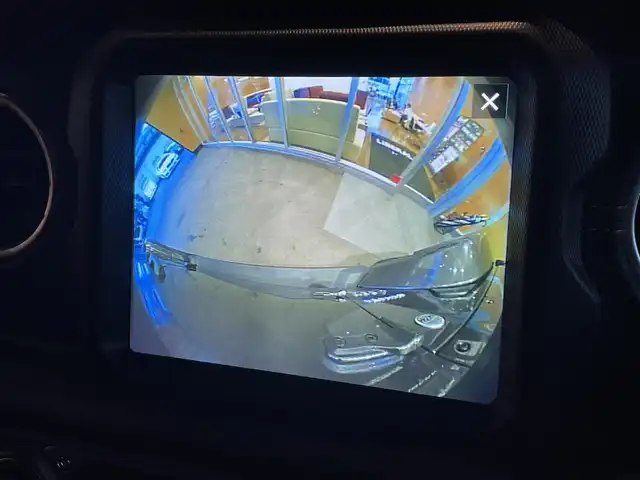 クライスラー・ジープ ジープ ラングラー アンリミテッド サハラ 宮城県 2020(令2)年 4万km ガンＭ アダプティブクルーズコントロール/ブラインドスポットモニター/純正ナビゲーションシステム/フルセグTV/フロント/サイド/バックカメラ/AppleCarPlay/ブラックレザーシート/シートヒーター/ステアリングヒーター/LEDヘッドライト/オートライト/純正18インチAW/スマートキー/ETC車載器/ステアリングスイッチ/アイドリングストップ