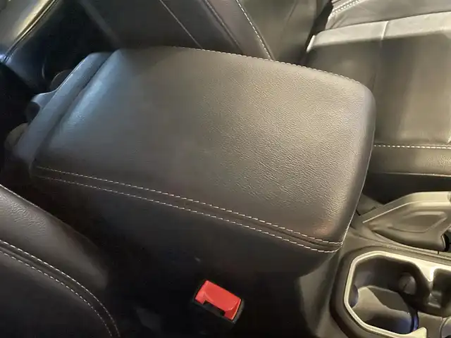 クライスラー・ジープ ジープ ラングラー アンリミテッド サハラ 宮城県 2020(令2)年 4万km ガンＭ アダプティブクルーズコントロール/ブラインドスポットモニター/純正ナビゲーションシステム/フルセグTV/フロント/サイド/バックカメラ/AppleCarPlay/ブラックレザーシート/シートヒーター/ステアリングヒーター/LEDヘッドライト/オートライト/純正18インチAW/スマートキー/ETC車載器/ステアリングスイッチ/アイドリングストップ