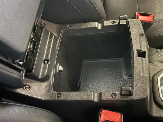 クライスラー・ジープ ジープ ラングラー アンリミテッド サハラ 宮城県 2020(令2)年 4万km ガンＭ アダプティブクルーズコントロール/ブラインドスポットモニター/純正ナビゲーションシステム/フルセグTV/フロント/サイド/バックカメラ/AppleCarPlay/ブラックレザーシート/シートヒーター/ステアリングヒーター/LEDヘッドライト/オートライト/純正18インチAW/スマートキー/ETC車載器/ステアリングスイッチ/アイドリングストップ