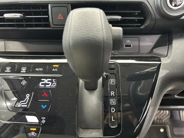 日産 デイズ X 鹿児島県 2024(令6)年 1.1万km ホワイトパール オーディオ　/全方位カメラ　/バックカメラ　/衝突軽減ブレーキ　/アイドリングストップ　/前後コーナーセンサー　/ステアリングリモコン/ＬＥＤヘッドライト　/ヘッドライトレベライザー　/ＵＳＢ充電ソケット　/禁煙