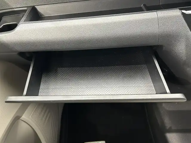 日産 デイズ X 鹿児島県 2024(令6)年 1.1万km ホワイトパール オーディオ　/全方位カメラ　/バックカメラ　/衝突軽減ブレーキ　/アイドリングストップ　/前後コーナーセンサー　/ステアリングリモコン/ＬＥＤヘッドライト　/ヘッドライトレベライザー　/ＵＳＢ充電ソケット　/禁煙