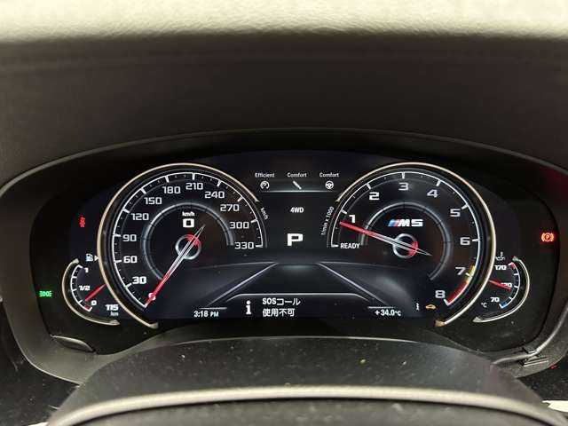 ＢＭＷ Ｍ５ 千葉県 2018(平30)年 4.6万km 青Ｍ カーボンルーフ　/ベンチレーター　/HUD　/純正ナビ　/360°カメラ　/ACC/白革　/シートヒーター　/パワーシート　/PDC　/パーキングアシスト　/LEDヘッドライト　/オートライト　/BSM　/電動リアゲート　/パドルシフト