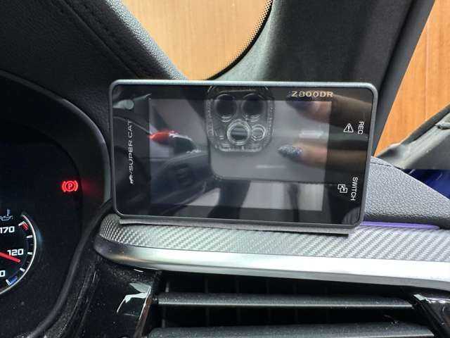 ＢＭＷ Ｍ５ 千葉県 2018(平30)年 4.6万km 青Ｍ カーボンルーフ　/ベンチレーター　/HUD　/純正ナビ　/360°カメラ　/ACC/白革　/シートヒーター　/パワーシート　/PDC　/パーキングアシスト　/LEDヘッドライト　/オートライト　/BSM　/電動リアゲート　/パドルシフト