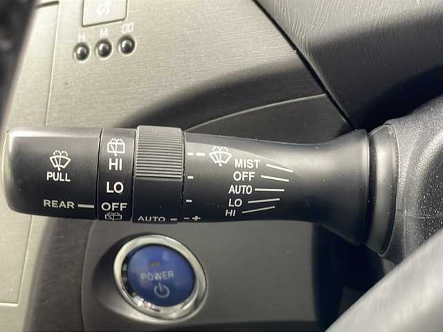トヨタ プリウス G 岐阜県 2012(平24)年 14.3万km シルバーM 社外ナビ/　(AM/FM/CD/DVD/Bluetooth/TV)/バックカメラ/クルーズコントロール/ハーフレザーシート/革巻きステアリング/ステアリングリモコン/ドライブレコーダー/ETC/HIDヘッドライト/純正フロアマット