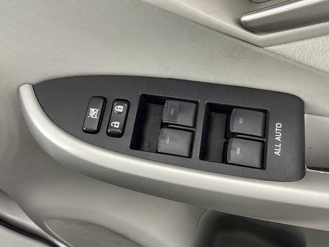 トヨタ プリウス G 岐阜県 2012(平24)年 14.3万km シルバーM 社外ナビ/　(AM/FM/CD/DVD/Bluetooth/TV)/バックカメラ/クルーズコントロール/ハーフレザーシート/革巻きステアリング/ステアリングリモコン/ドライブレコーダー/ETC/HIDヘッドライト/純正フロアマット