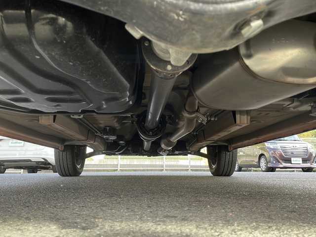 マツダ フレア クロスオーバー XS 福島県 2016(平28)年 3.4万km パッションオレンジ ホワイト2トーン 登録時走行距離　　３３１８８KM/純正SDナビ/【FM/CD/DVD/BT/HDMI/USB/フルセグ】/ステアリングスイッチ/シートヒーター/プッシュスタート・/オートライト/ETC/衝突軽減システム/横滑り防止/アイドリングストップ/純正アルミホイル/純正フロアマット