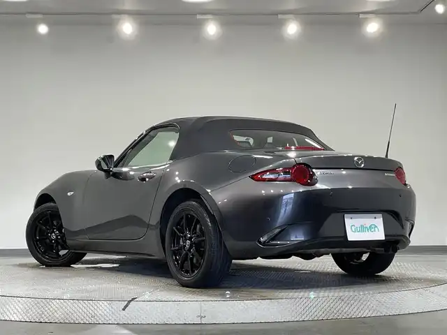 マツダ ロードスター S レザーパッケージ 愛知県 2020(令2)年 2.4万km マシーングレープレミアムM 純正ナビ/（FM/AM/aha/Stitcher/Bluetooth/USB/CD/DVD/AUX/フルセグTV）　/ＢＯＳＥサウンド　/シートヒーター　/ＬＥＤヘッドライト　/Ｉ－ＳＴＯＰ　/クルーズコントロール　/衝突軽減ブレーキ/ブラインドスポットモニター　/コーナーセンサー　/レーンキープアシスト　/プッシュスタート　/スマートキー/ミュージックプレイヤー接続/純正フロアマット/純正16インチアルミホイール/オートライト