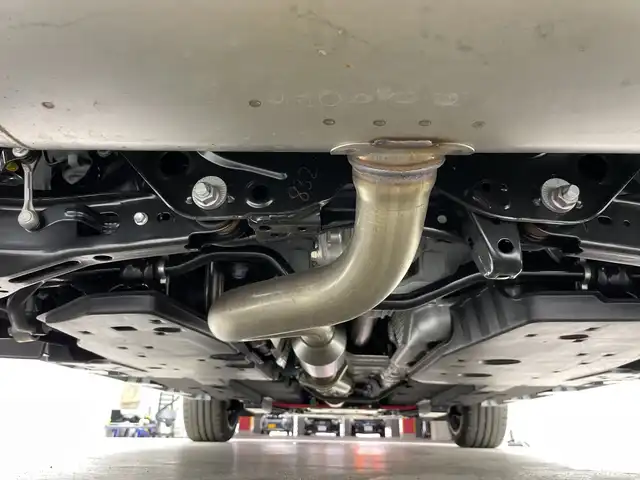 レクサス ＬＢＸ モリゾウ RR 愛知県 2025(令7)年 0.9万km 白Ⅱ ワンオーナー/6速MT/４WD/2トーン/禁煙車/純正9.8インチナビ/（AM/FM/Bluetooth/USB/フルセグTV）/全方位カメラ/マークレビンソン/レクサスセーフティシステム/・プリクラッシュセーフティ/・レーダークルーズコントロール/・レーントレーシングアシスト/・レーンディパーチャーアラート/・プロアクティブドライビングシステム/・アダプティブハイビームシステム/・パーキングサポートブレーキ/・ブラインドスポットモニター/・安心降車アシスト/・リアクロストラフィックアラート/ヘッドアップディスプレイ/ETC2.0/ワイヤレス充電/黒レザーシート/パワーシート/メモリシート/シートヒーター/ステアリングヒーター/パワーバックドア/純正19インチアルミホイール/純正キャリパー/LEDヘッドライト/フロントフォグランプ/スマートキー/プッシュスタート/純正フロアマット/横滑り防止装置