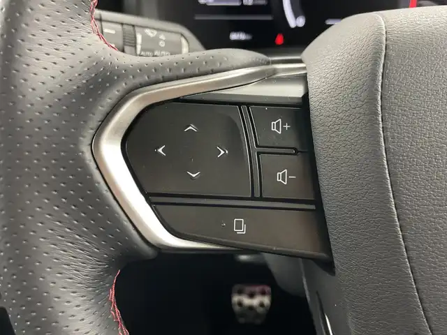レクサス ＬＢＸ モリゾウ RR 愛知県 2025(令7)年 0.9万km 白Ⅱ ワンオーナー/6速MT/４WD/2トーン/禁煙車/純正9.8インチナビ/（AM/FM/Bluetooth/USB/フルセグTV）/全方位カメラ/マークレビンソン/レクサスセーフティシステム/・プリクラッシュセーフティ/・レーダークルーズコントロール/・レーントレーシングアシスト/・レーンディパーチャーアラート/・プロアクティブドライビングシステム/・アダプティブハイビームシステム/・パーキングサポートブレーキ/・ブラインドスポットモニター/・安心降車アシスト/・リアクロストラフィックアラート/ヘッドアップディスプレイ/ETC2.0/ワイヤレス充電/黒レザーシート/パワーシート/メモリシート/シートヒーター/ステアリングヒーター/パワーバックドア/純正19インチアルミホイール/純正キャリパー/LEDヘッドライト/フロントフォグランプ/スマートキー/プッシュスタート/純正フロアマット/横滑り防止装置