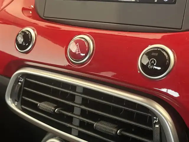 フィアット ５００Ｘ ポップスタープラス 岐阜県 2016(平28)年 3.8万km 赤 carrozzeriaナビ AVIC-RZ06/　デジタルテレビ　DVD CD　Bluetooth　USB/前席シートヒーター/アダプティブクルーズコントロール/バックカメラ/パドルシフト/レーンデパーチャーウォーニング/エレクトロニック スタビリティ コントロール/ブラインドスポットモニター/スマートキースペア/前後ドライブレコーダー