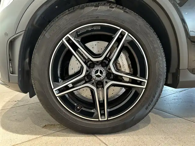 メルセデス・ベンツ ＧＬＣ２２０ d 4マチック ナイトED 愛知県 2020(令2)年 3.6万km オブシディアンブラック パノラミックスライディングルーフ/レーダーセーフティーパッケージ/純正ナビ/液晶メーター/黒革シート/全席シートヒーター/パワーシート/パワーバックドア/ブラックルーフレール/３６０°カメラ/プッシュスタート/ＡＣＣ/ＥＴＣ２．０