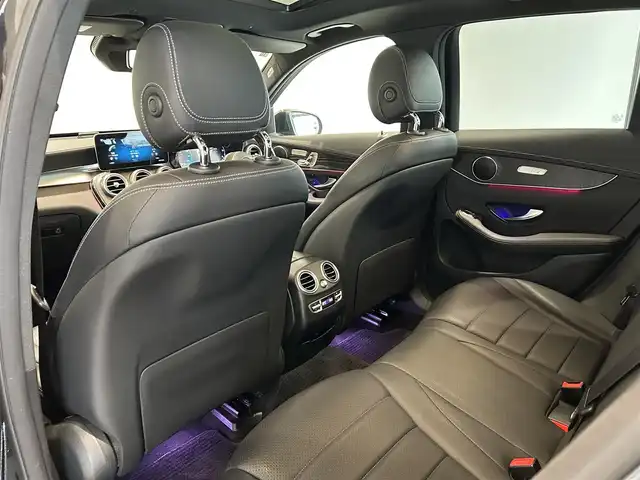 メルセデス・ベンツ ＧＬＣ２２０ d 4マチック ナイトED 愛知県 2020(令2)年 3.6万km オブシディアンブラック パノラミックスライディングルーフ/レーダーセーフティーパッケージ/純正ナビ/液晶メーター/黒革シート/全席シートヒーター/パワーシート/パワーバックドア/ブラックルーフレール/３６０°カメラ/プッシュスタート/ＡＣＣ/ＥＴＣ２．０