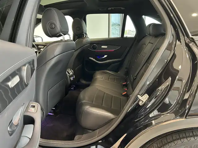 メルセデス・ベンツ ＧＬＣ２２０ d 4マチック ナイトED 愛知県 2020(令2)年 3.6万km オブシディアンブラック パノラミックスライディングルーフ/レーダーセーフティーパッケージ/純正ナビ/液晶メーター/黒革シート/全席シートヒーター/パワーシート/パワーバックドア/ブラックルーフレール/３６０°カメラ/プッシュスタート/ＡＣＣ/ＥＴＣ２．０