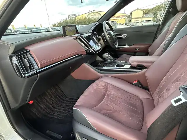 トヨタ クラウン ハイブリッド RS アドバンス 島根県 2018(平30)年 7.7万km ホワイトパールクリスタルシャイン 登録時走行距離　76966km/純正SDナビ【CD/DVD/Bluetooth/Blu-lay】/フルセグテレビ/レーダークルーズコントロール/全周囲カメラ/ブラインドスポットモニター/ヘッドアップディスプレイ/デジタルインナーミラー/フォグランプ/前席パワーシート/電動パーキングブレーキ/オートライト/オートブレーキホールド/ドライブレコーダー/ETC2.0/純正18インチアルミホイール