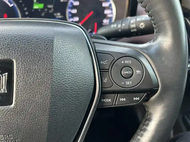 トヨタ クラウン ハイブリッド RS アドバンス 島根県 2018(平30)年 7.7万km ホワイトパールクリスタルシャイン 登録時走行距離　76966km/純正SDナビ【CD/DVD/Bluetooth/Blu-lay】/フルセグテレビ/レーダークルーズコントロール/全周囲カメラ/ブラインドスポットモニター/ヘッドアップディスプレイ/デジタルインナーミラー/フォグランプ/前席パワーシート/電動パーキングブレーキ/オートライト/オートブレーキホールド/ドライブレコーダー/ETC2.0/純正18インチアルミホイール