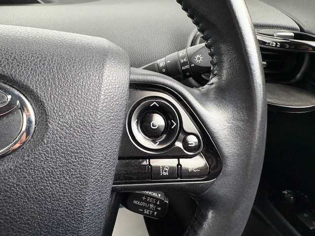 トヨタ プリウス A プレミアム　ツーリングセレ 大阪府 2019(平31)年 8.2万km エモーショナルレッドⅡ モデリスタエアロ/モデリスタ17インチアルミホイール/純正9型ナビ/バックカメラ/ヘッドアップディスプレイ/ブラインドスポットモニター/パーキングアシスト/トヨタセーフティセンス/黒革シート/パワーシート/シートヒーター/シートクーラー/純正ドライブレコーダー/ビルトインETC/スマートキー×2