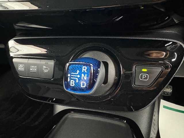 トヨタ プリウス A プレミアム　ツーリングセレ 大阪府 2019(平31)年 8.2万km エモーショナルレッドⅡ モデリスタエアロ/モデリスタ17インチアルミホイール/純正9型ナビ/バックカメラ/ヘッドアップディスプレイ/ブラインドスポットモニター/パーキングアシスト/トヨタセーフティセンス/黒革シート/パワーシート/シートヒーター/シートクーラー/純正ドライブレコーダー/ビルトインETC/スマートキー×2