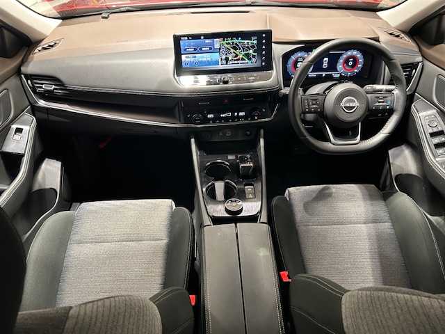 日産 エクストレイル X e－4ORCE 宮城県 2022(令4)年 1.6万km カーマインレッド ３６０°セーフティアシスト/・プロパイロット/・インテリジェントエマージェンシーブレーキ/・インテリジェントFCW（前方衝突予測警報）/・インテリジェントLI（車検逸脱防止支援システム）/・インテリジェントBSI（後側方衝突防止支援システム）/・ペダル踏み間違い防止機能/・急発進抑制装置/４WD/・ダウンヒルアシスト/純正ナビ/・フルセグTV/Bluetooth/USB/・ETC/・ドライブレコーダー前後/デジタルインナーミラー/ブラインドスポットモニター/電子パーキング/・オートブレーキホールド/革巻ステアリング/・ステアリングスイッチ/・ステアリングヒーター/パワーシート（運転席）/・シートヒーター（運転席）/プッシュスタート/・スマートキー/・アイドリングストップ/LEDヘッドライト/・オートライト/・オートハイビーム/電動格納ミラー/・純正フロアマット/・純正アルミホイール/・純正ドアバイザー/・ルーフレール