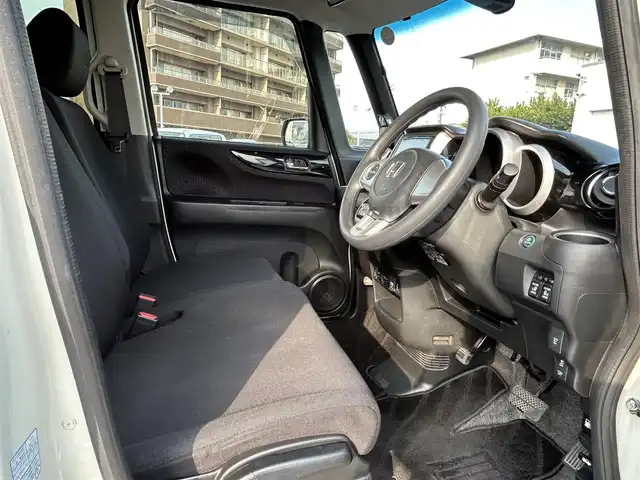 ホンダ Ｎ ＢＯＸ カスタム SSパッケージ 島根県 2016(平28)年 7.9万km プレミアムホワイトパールⅡ 社外メモリナビ　/フルセグTV　/ＤＶＤ再生　/Ｂｌｕｅｔｏｏｔｈ接続　/バックカメラ　/ビルトインＥＴＣ　/両側パワースライドドア　/アイドリングストップ　/衝突軽減ブレーキ/シートーヒーター　/スマートキー/プッシュスタート　/純正ＨＩＤヘッドライト　/純正１４インチアルミホイール/純正フロアマット