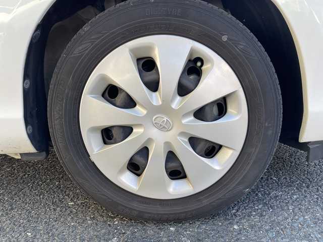 トヨタ アクア G 茨城県 2014(平26)年 4.8万km ライムホワイトパールクリスタルシャイン 純正ナビ【BT/CD/DVD/AM/FM/フルセグ】/バックカメラ/シートヒーター/ETC/フォグライト/オートライト/盗難防止装置/横滑り防止装置/純正フロアマット/保証書/スペアキー×１