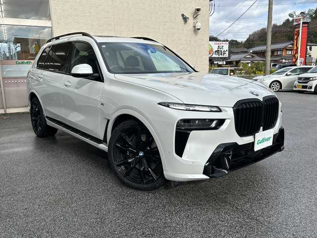 ＢＭＷ ＢＭＷ Ｘ７ xDrive40d Mスポーツ 滋賀県 2023(令5)年 3.4万km ミネラルホワイト ＜メーカーオプション＞/Bowers&Wilkinsダイアモンドサラウンドサウンドシステム/Mスポーツパッケージプロ/・Mスポーツエキゾーストシステム/・Mスポーツブレーキ/・Mシートベルト/・Mハイグロス・シャドーラインエクステリア/スカイラウンジパノラマルーフ/Bowers&Wilkinsダイアモンドサラウンドサウンドシステム/2列目コンフォートシート/・禁煙車/・BMWドライビングアシストプロ/車速追従クルコン/レーンキープアシスト/エマージェンシーブレーキシステム/・LEDヘッドライト