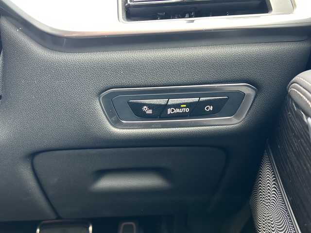 ＢＭＷ ＢＭＷ Ｘ７ xDrive40d Mスポーツ 滋賀県 2023(令5)年 3.4万km ミネラルホワイト ＜メーカーオプション＞/Bowers&Wilkinsダイアモンドサラウンドサウンドシステム/Mスポーツパッケージプロ/・Mスポーツエキゾーストシステム/・Mスポーツブレーキ/・Mシートベルト/・Mハイグロス・シャドーラインエクステリア/スカイラウンジパノラマルーフ/Bowers&Wilkinsダイアモンドサラウンドサウンドシステム/2列目コンフォートシート/・禁煙車/・BMWドライビングアシストプロ/車速追従クルコン/レーンキープアシスト/エマージェンシーブレーキシステム/・LEDヘッドライト