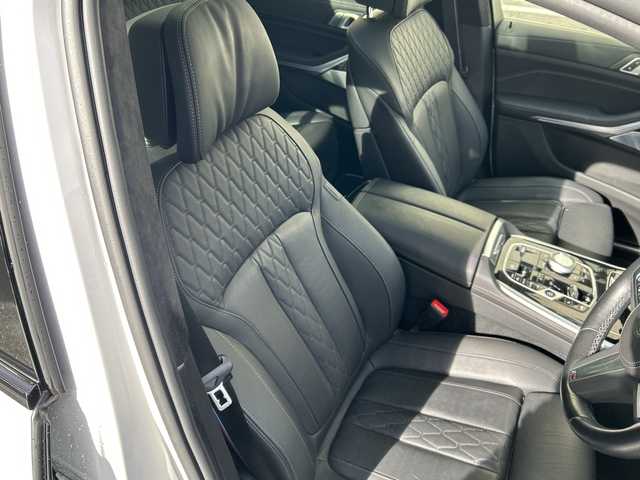 ＢＭＷ ＢＭＷ Ｘ７ xDrive40d Mスポーツ 滋賀県 2023(令5)年 3.4万km ミネラルホワイト ＜メーカーオプション＞/Bowers&Wilkinsダイアモンドサラウンドサウンドシステム/Mスポーツパッケージプロ/・Mスポーツエキゾーストシステム/・Mスポーツブレーキ/・Mシートベルト/・Mハイグロス・シャドーラインエクステリア/スカイラウンジパノラマルーフ/Bowers&Wilkinsダイアモンドサラウンドサウンドシステム/2列目コンフォートシート/・禁煙車/・BMWドライビングアシストプロ/車速追従クルコン/レーンキープアシスト/エマージェンシーブレーキシステム/・LEDヘッドライト