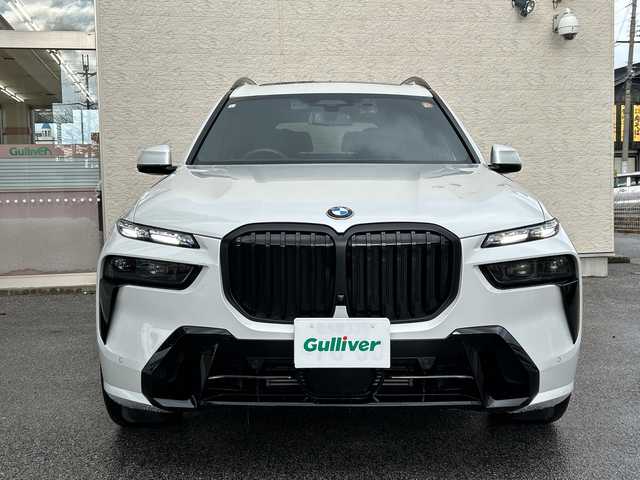 ＢＭＷ ＢＭＷ Ｘ７ xDrive40d Mスポーツ 滋賀県 2023(令5)年 3.4万km ミネラルホワイト ＜メーカーオプション＞/Bowers&Wilkinsダイアモンドサラウンドサウンドシステム/Mスポーツパッケージプロ/・Mスポーツエキゾーストシステム/・Mスポーツブレーキ/・Mシートベルト/・Mハイグロス・シャドーラインエクステリア/スカイラウンジパノラマルーフ/Bowers&Wilkinsダイアモンドサラウンドサウンドシステム/2列目コンフォートシート/・禁煙車/・BMWドライビングアシストプロ/車速追従クルコン/レーンキープアシスト/エマージェンシーブレーキシステム/・LEDヘッドライト