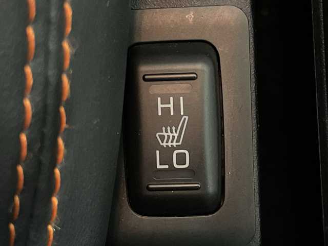 三菱 デリカＤ：５ アクティブギア 神奈川県 2017(平29)年 2.2万km ダイヤモンドブラックマイカ 4WD/ディーゼルターボ/純正MMCS対応SDナビゲーション【T15】/社外アルパインフリップダウンモニター/フロント/サイド/バックカメラ/フルセグ　Bluetooth　SD　CD DVD/両側電動スライドドア/クルーズコントロール/ハーフレザーシート/前席シートヒーター/革巻きステアリング/パドルシフト/ステアリングスイッチ/スマートキー/HIDヘッドランプ/オートライト/フロントフォグランプ/純正18インチアルミホイール/社外ETC/電格ウインカーミラー