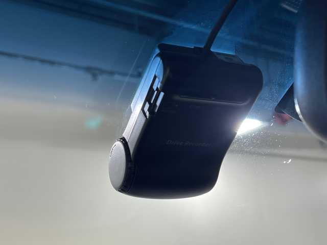 三菱 デリカＤ：５ アクティブギア 神奈川県 2017(平29)年 2.2万km ダイヤモンドブラックマイカ 4WD/ディーゼルターボ/純正MMCS対応SDナビゲーション【T15】/社外アルパインフリップダウンモニター/フロント/サイド/バックカメラ/フルセグ　Bluetooth　SD　CD DVD/両側電動スライドドア/クルーズコントロール/ハーフレザーシート/前席シートヒーター/革巻きステアリング/パドルシフト/ステアリングスイッチ/スマートキー/HIDヘッドランプ/オートライト/フロントフォグランプ/純正18インチアルミホイール/社外ETC/電格ウインカーミラー