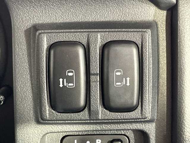 三菱 デリカＤ：５ アクティブギア 神奈川県 2017(平29)年 2.2万km ダイヤモンドブラックマイカ 4WD/ディーゼルターボ/純正MMCS対応SDナビゲーション【T15】/社外アルパインフリップダウンモニター/フロント/サイド/バックカメラ/フルセグ　Bluetooth　SD　CD DVD/両側電動スライドドア/クルーズコントロール/ハーフレザーシート/前席シートヒーター/革巻きステアリング/パドルシフト/ステアリングスイッチ/スマートキー/HIDヘッドランプ/オートライト/フロントフォグランプ/純正18インチアルミホイール/社外ETC/電格ウインカーミラー