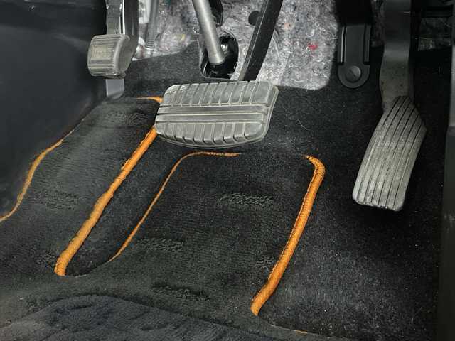 三菱 デリカＤ：５ アクティブギア 神奈川県 2017(平29)年 2.2万km ダイヤモンドブラックマイカ 4WD/ディーゼルターボ/純正MMCS対応SDナビゲーション【T15】/社外アルパインフリップダウンモニター/フロント/サイド/バックカメラ/フルセグ　Bluetooth　SD　CD DVD/両側電動スライドドア/クルーズコントロール/ハーフレザーシート/前席シートヒーター/革巻きステアリング/パドルシフト/ステアリングスイッチ/スマートキー/HIDヘッドランプ/オートライト/フロントフォグランプ/純正18インチアルミホイール/社外ETC/電格ウインカーミラー