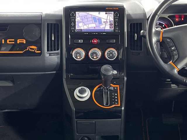 三菱 デリカＤ：５ アクティブギア 神奈川県 2017(平29)年 2.2万km ダイヤモンドブラックマイカ 4WD/ディーゼルターボ/純正MMCS対応SDナビゲーション【T15】/社外アルパインフリップダウンモニター/フロント/サイド/バックカメラ/フルセグ　Bluetooth　SD　CD DVD/両側電動スライドドア/クルーズコントロール/ハーフレザーシート/前席シートヒーター/革巻きステアリング/パドルシフト/ステアリングスイッチ/スマートキー/HIDヘッドランプ/オートライト/フロントフォグランプ/純正18インチアルミホイール/社外ETC/電格ウインカーミラー