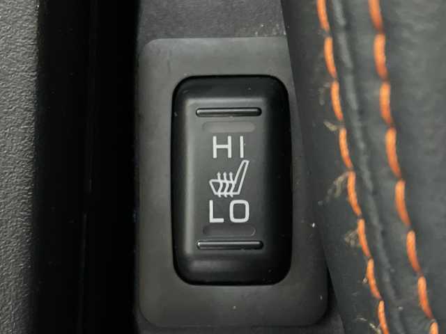 三菱 デリカＤ：５ アクティブギア 神奈川県 2017(平29)年 2.2万km ダイヤモンドブラックマイカ 4WD/ディーゼルターボ/純正MMCS対応SDナビゲーション【T15】/社外アルパインフリップダウンモニター/フロント/サイド/バックカメラ/フルセグ　Bluetooth　SD　CD DVD/両側電動スライドドア/クルーズコントロール/ハーフレザーシート/前席シートヒーター/革巻きステアリング/パドルシフト/ステアリングスイッチ/スマートキー/HIDヘッドランプ/オートライト/フロントフォグランプ/純正18インチアルミホイール/社外ETC/電格ウインカーミラー