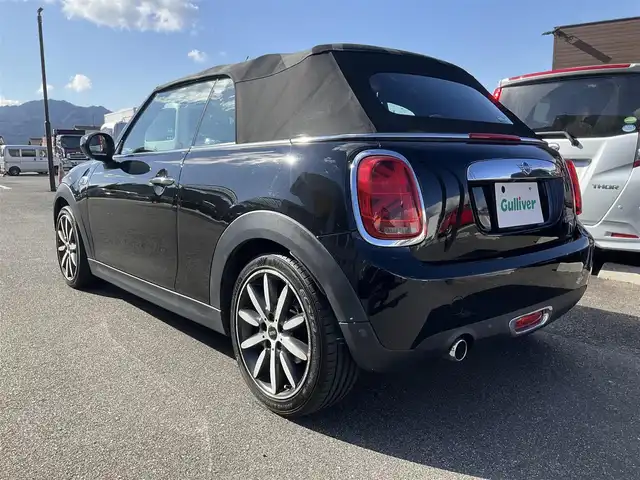 ＭＩＮＩ ミニ クーパー コンバーチブル 滋賀県 2020(令2)年 9.4万km 黒 ワンオーナー/JAAA検査実施済み車両/ターボ車/カメラ/パーキングアシストパッケージ/ラウンジスタイル/本革シート（ブラウン）/前席シートヒーター/純正ナビ/Bluetooth/バックカメラ/ETC/純正LEDヘッドライト/純正17インチアルミホイール/スペアキー有り/取扱説明書/保証書/