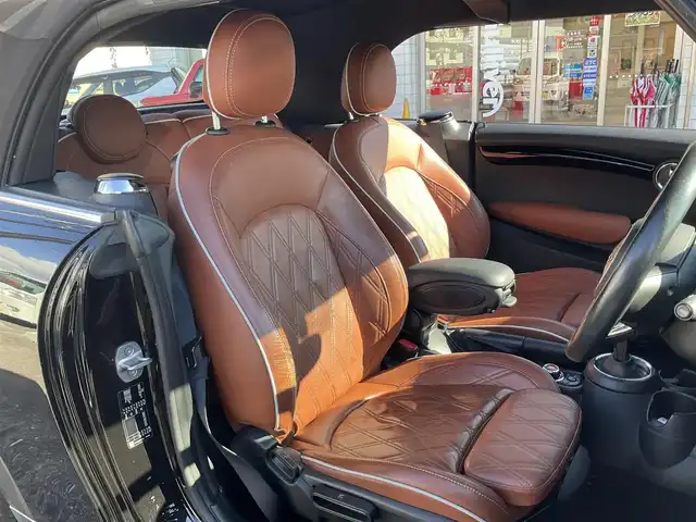 ＭＩＮＩ ミニ クーパー コンバーチブル 滋賀県 2020(令2)年 9.4万km 黒 ワンオーナー/JAAA検査実施済み車両/ターボ車/カメラ/パーキングアシストパッケージ/ラウンジスタイル/本革シート（ブラウン）/前席シートヒーター/純正ナビ/Bluetooth/バックカメラ/ETC/純正LEDヘッドライト/純正17インチアルミホイール/スペアキー有り/取扱説明書/保証書/