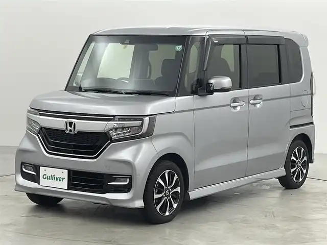 ホンダ Ｎ ＢＯＸ カスタム G L ホンダセンシング 福岡県 2018(平30)年 1.1万km ルナシルバーM 純正ナビ（ＢＴ，フルセグＴＶ）　/バックカメラ　/ビルトインＥＴＣ　/ＡＣＣ　/コーナーセンサー　/衝突軽減ブレーキ　/レーンキープ　/ＥＣＯＮ　/両側電動スライドドア　/プッシュスタート　/純正１４インチＡＷ　/ＬＥＤ