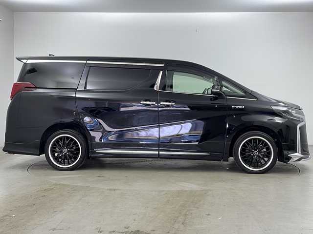 トヨタ アルファードハイブリット S 道央・札幌 2019(平31)年 5.7万km ブラック ・4WD/・純正ナビCD&DVD&SD&BT&フルセグTV/・LTA/・PKSB/・RSA/・クリアランスソナー/・レーダークルーズコントロール/・モデリスタフルエアロ/・純正フリップダウンモニター/・両側パワースライドドア/・バックカメラ/・ステアリングスイッチ/・純正フロアマット/・純正ドライブレコーダー/・100V1500W/・オートマチックハイビーム/・オートライト/・LEDヘッドライト/・LEDフォグ/・ウォークスルー/・スマートキー/・社外19インチAW