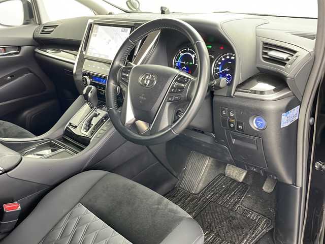 トヨタ アルファードハイブリット S 道央・札幌 2019(平31)年 5.7万km ブラック ・4WD/・純正ナビCD&DVD&SD&BT&フルセグTV/・LTA/・PKSB/・RSA/・クリアランスソナー/・レーダークルーズコントロール/・モデリスタフルエアロ/・純正フリップダウンモニター/・両側パワースライドドア/・バックカメラ/・ステアリングスイッチ/・純正フロアマット/・純正ドライブレコーダー/・100V1500W/・オートマチックハイビーム/・オートライト/・LEDヘッドライト/・LEDフォグ/・ウォークスルー/・スマートキー/・社外19インチAW