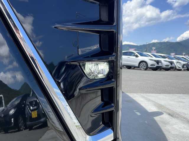 トヨタ ヴォクシー ZS 煌Ⅲ 山梨県 2021(令3)年 3.9万km イナズマスパーキングブラックガラスフレーク 純正ナビ/TV/CD/DVD/BT /バックモニター/ETC/ドラレコ/クルーズコントロール/両側パワスラ/フリップダウンモニター　/コーナーセンサー/オートマチックハイビーム　/レーンキープアシスト　/プッシュスタート/パワーウインドウ/純正フロアマット